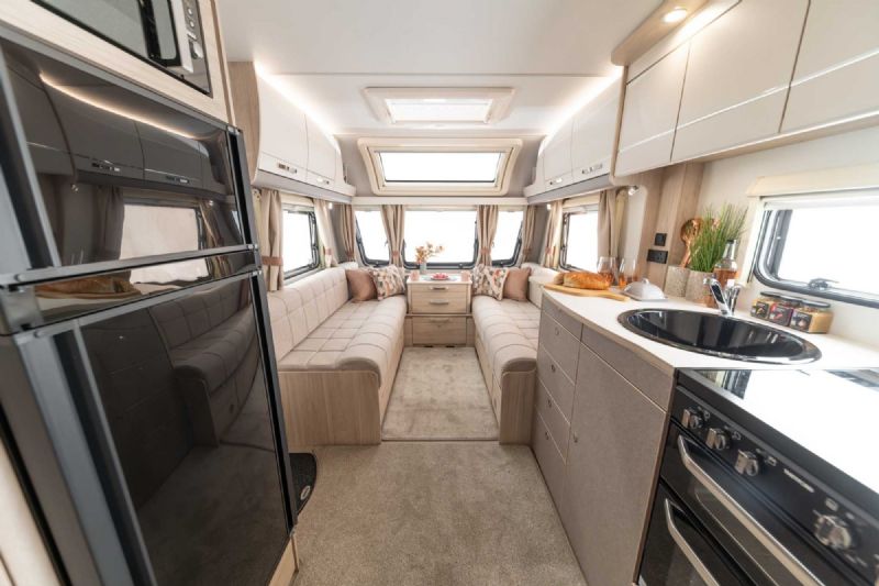 2025 Elddis Avante 868